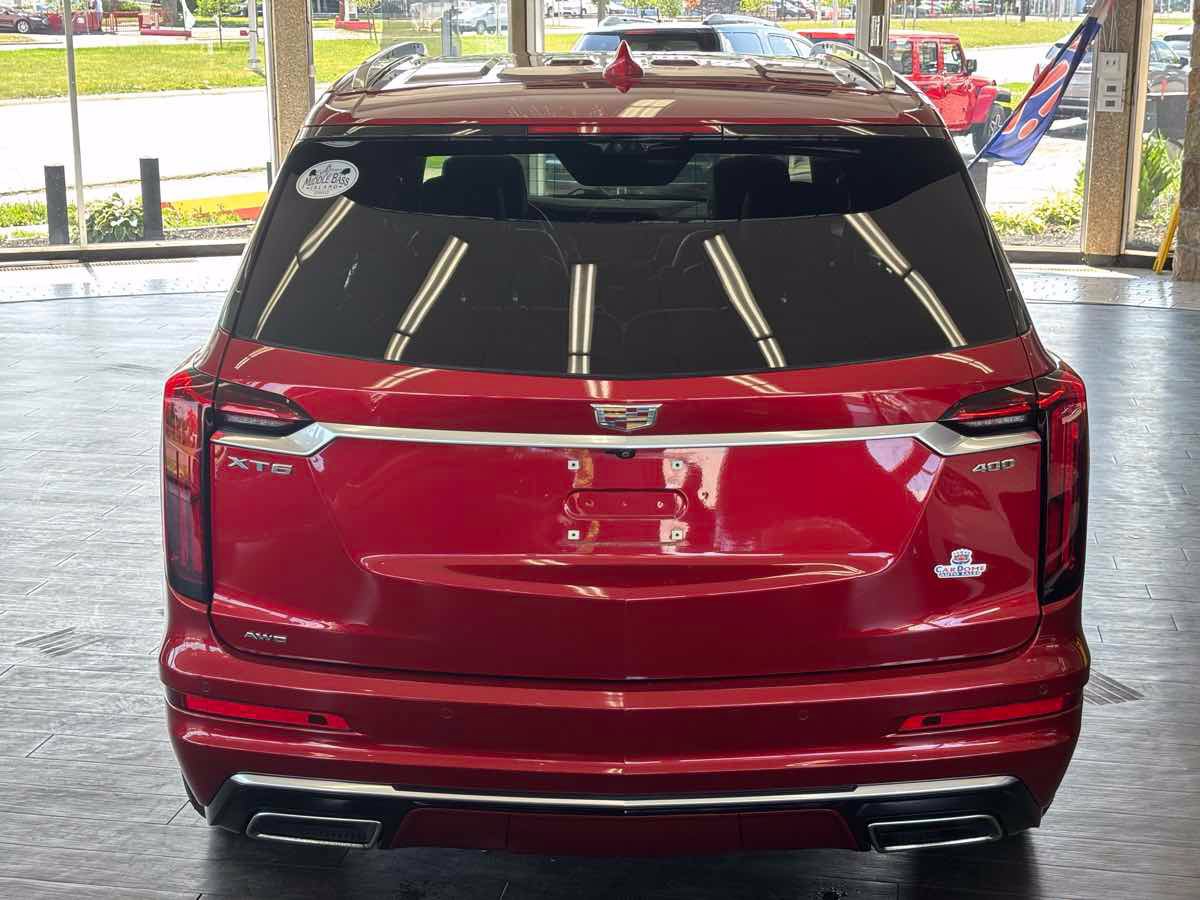 Used 2021 Cadillac XT6 Premium Luxury AWD/4WD image 8