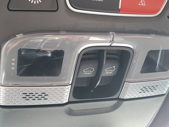 Used 2024 Kia Telluride SX w/ Towing Package image 35