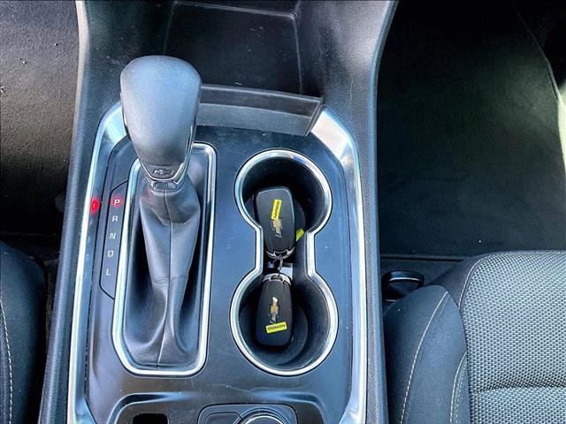 Used 2021 Chevrolet Traverse LS FWD image 25