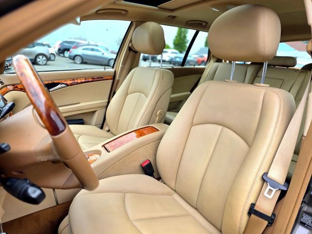 Used 2009 Mercedes-Benz E 350 4MATIC Wagon image 28