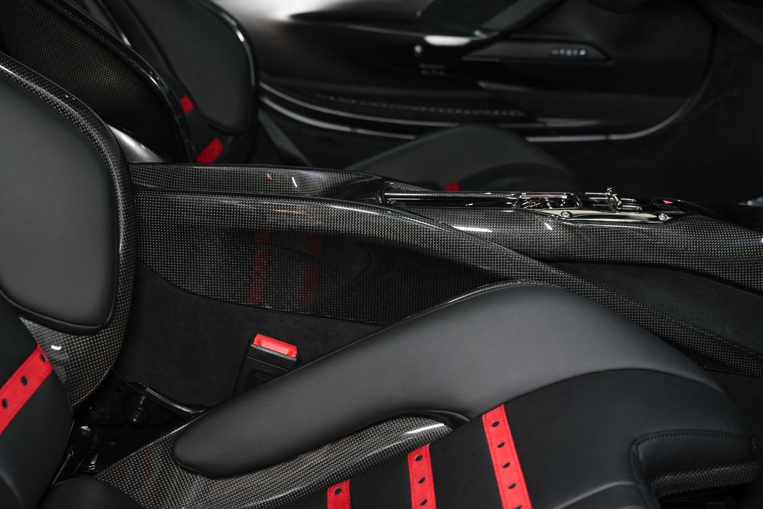 Used 2022 Ferrari 296 GTB image 35