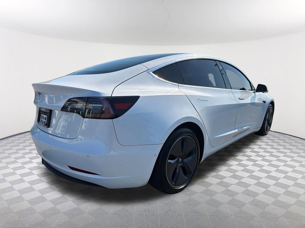 Used 2020 Tesla Model 3 Standard Range Plus RWD image 5