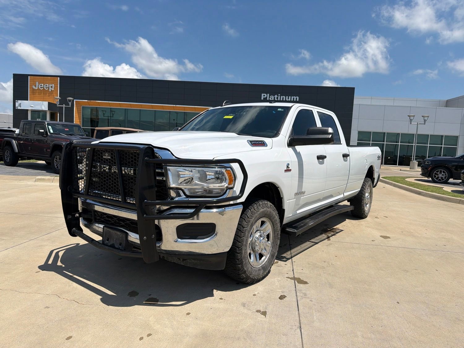 Used 2022 RAM 2500 Tradesman w/ Chrome Appearance Group AWD/4WD image 1