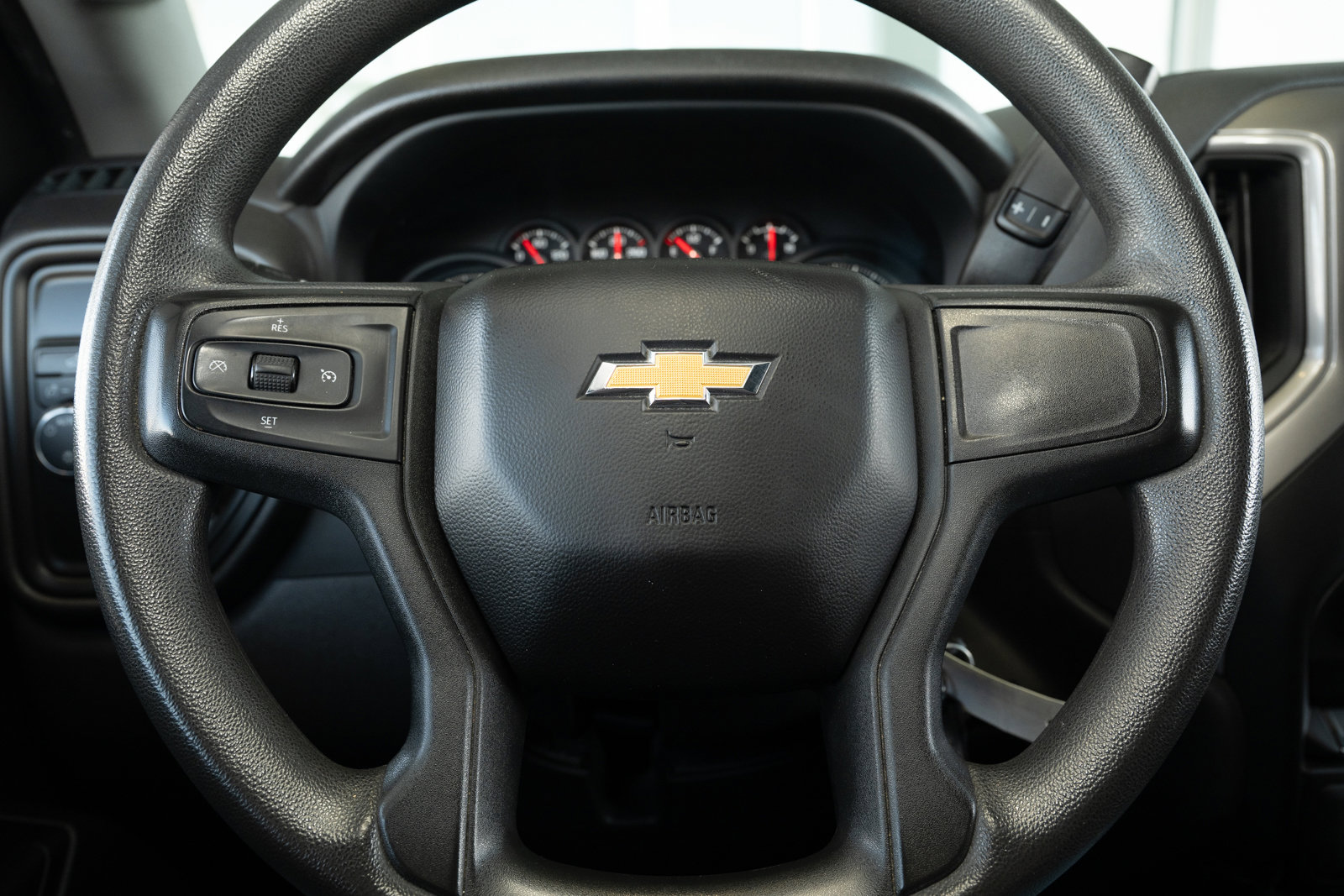 Used 2022 Chevrolet Silverado 1500 Custom image 23