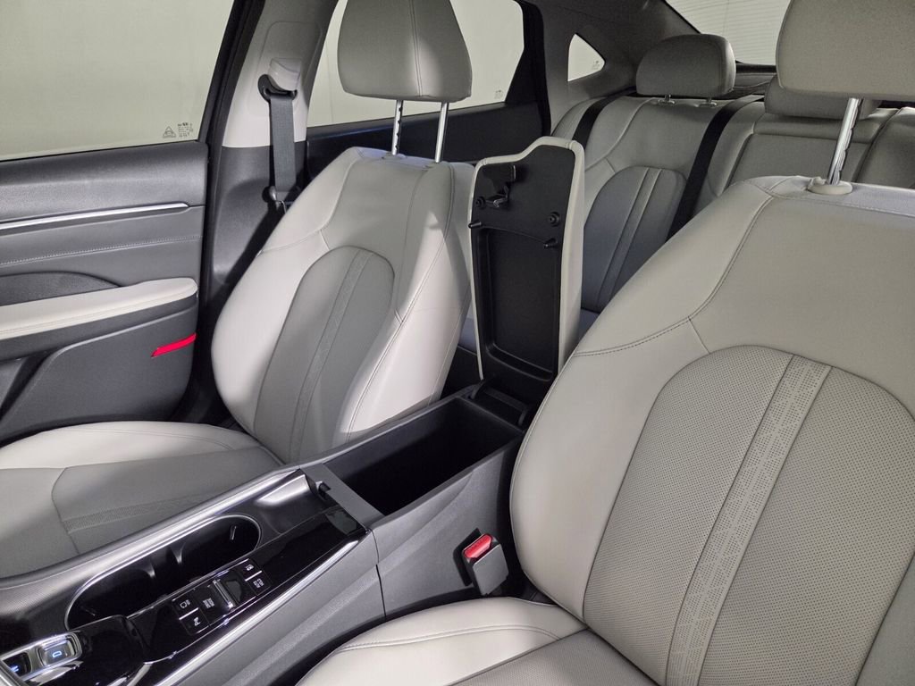 Used 2023 Hyundai Sonata Limited FWD image 23