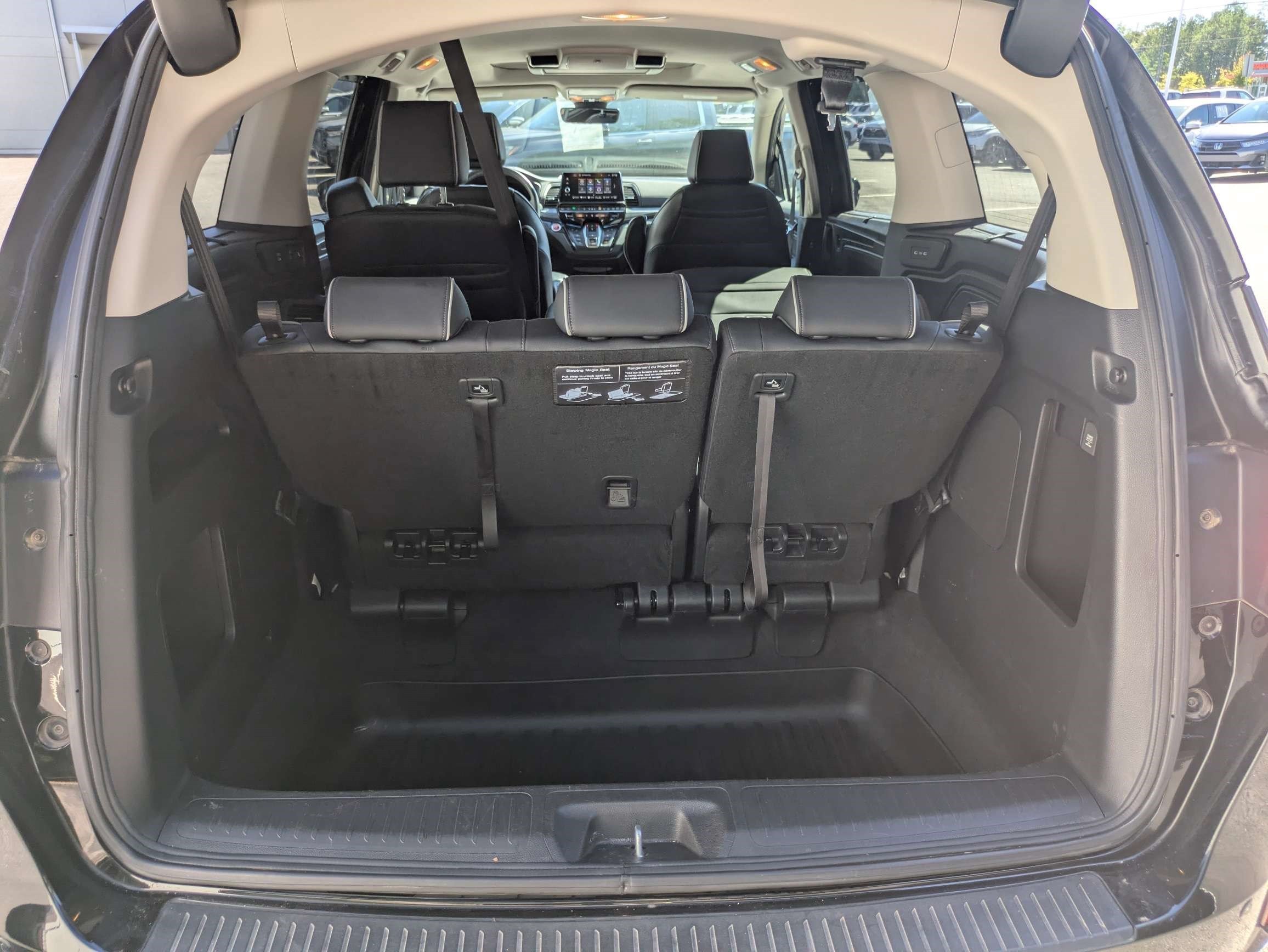 Certified 2025 Honda Odyssey Elite image 18