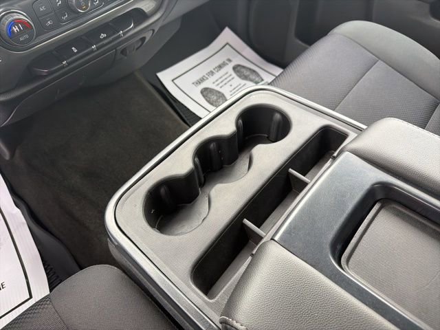 Used 2018 Chevrolet Silverado 1500 LT w/ All Star Edition image 32