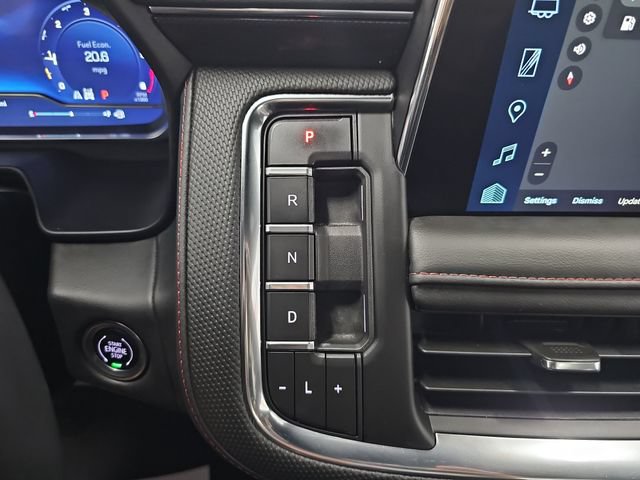 Used 2024 Chevrolet Suburban RST w/ Luxury Package AWD/4WD image 21