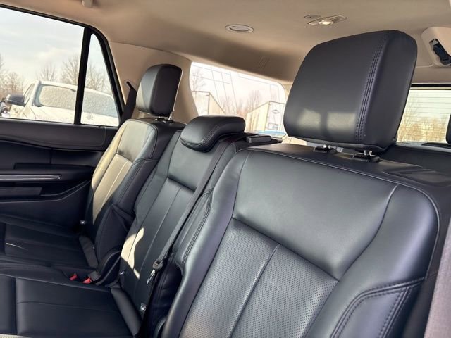 Used 2024 Ford Expedition XLT image 21
