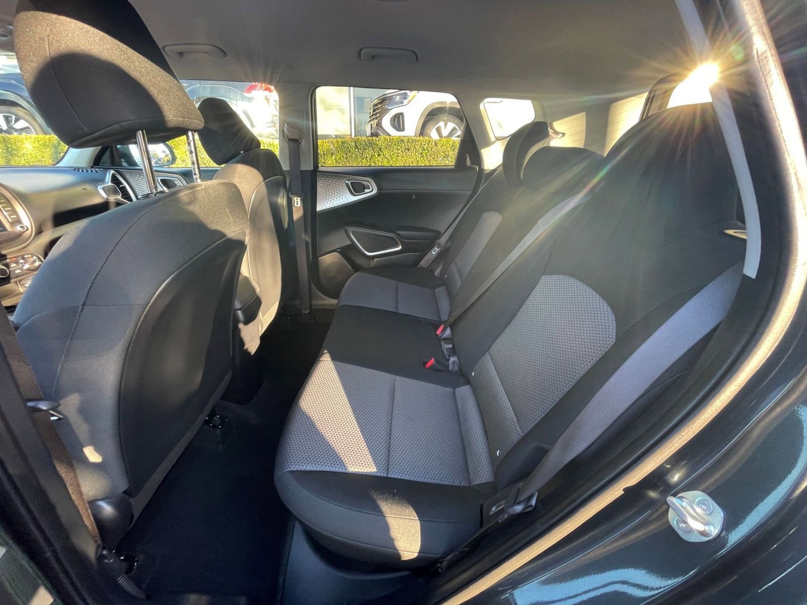 Used 2025 Kia Soul LX w/ LX Technology Package image 23