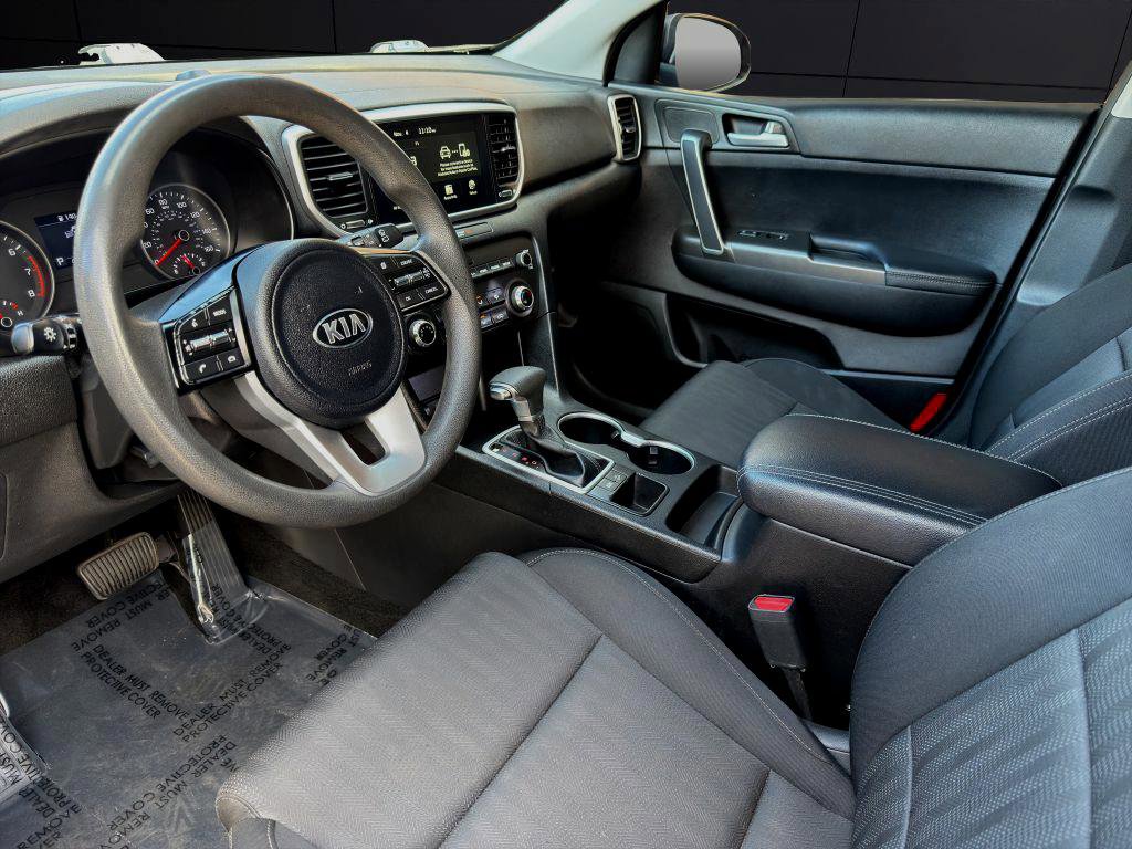 Used 2021 Kia Sportage LX image 12
