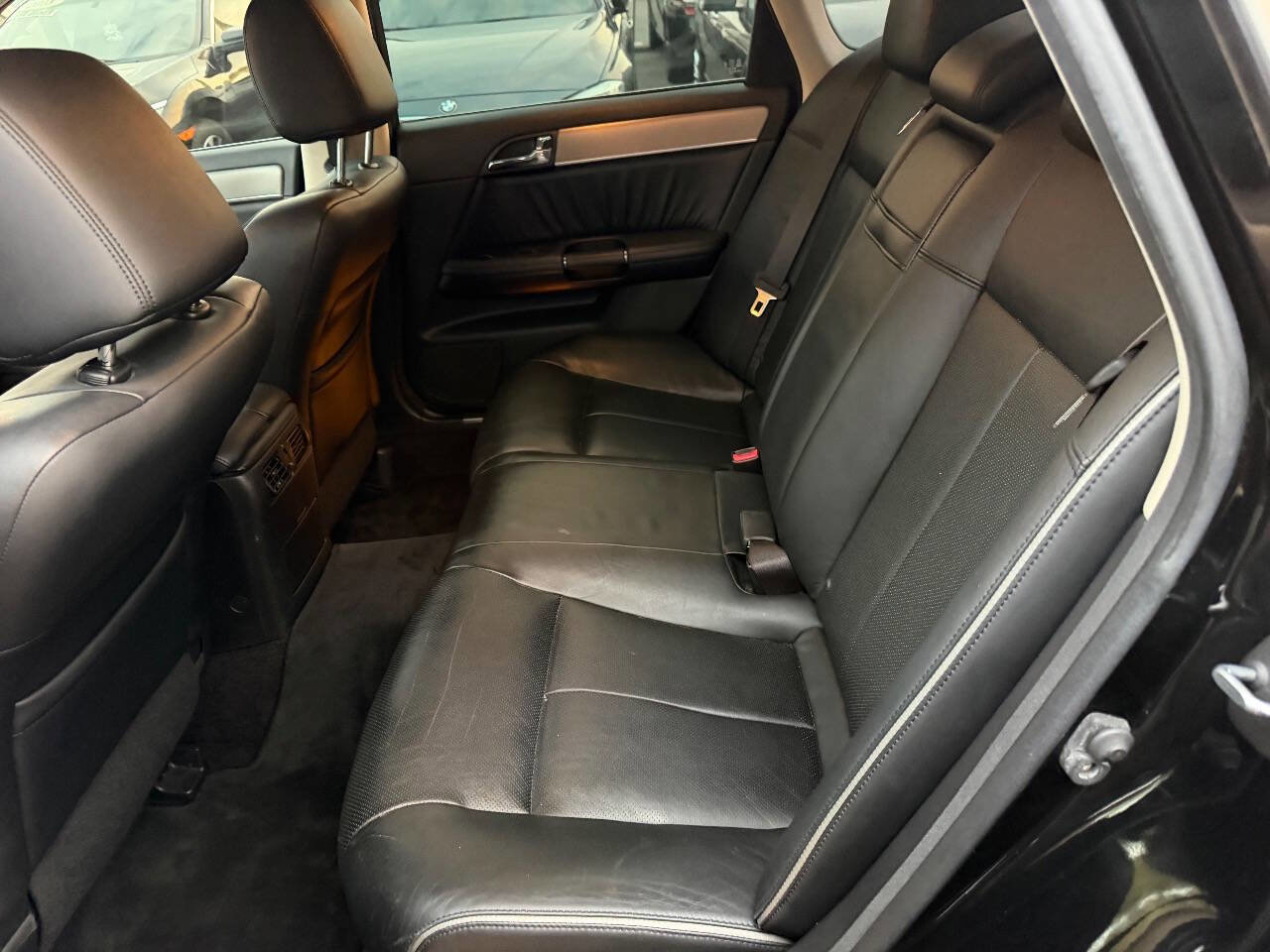 Used 2008 INFINITI M35 w/ Technology Pkg image 14