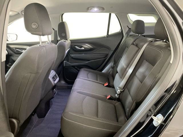 Used 2023 GMC Terrain SLE w/ Driver Convenience Package image 28