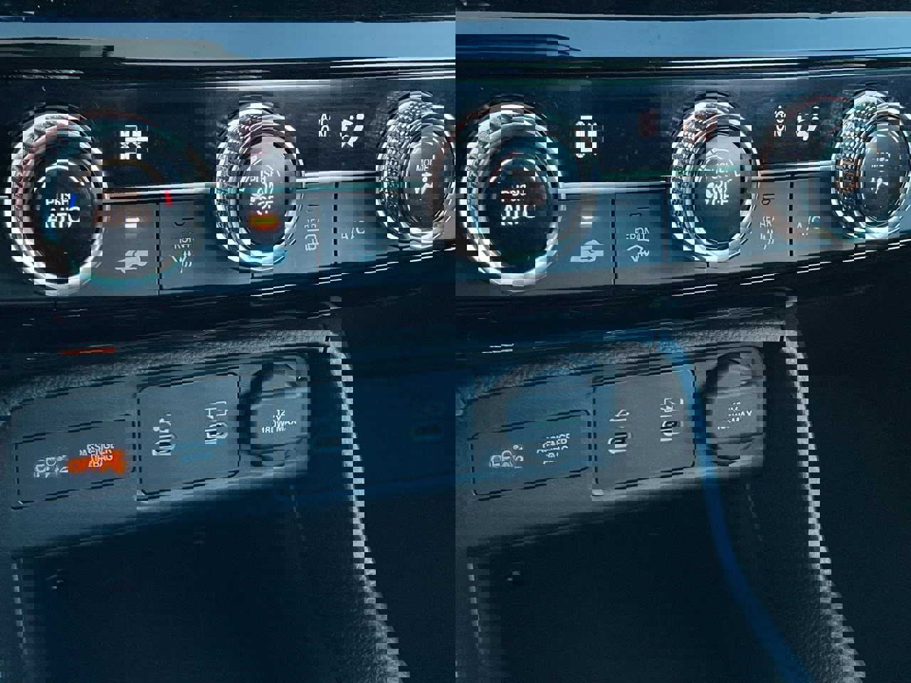 Used 2025 Honda Civic LX image 31