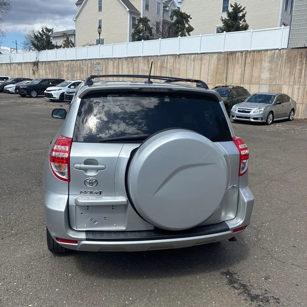 Used 2012 Toyota RAV4 4WD w/ Value Pkg image 10