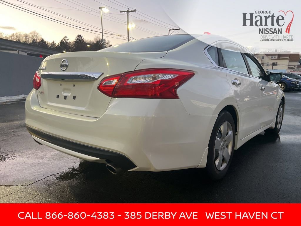 Used 2016 Nissan Altima 2.5 S w/ Power Driver Seat Package image 5
