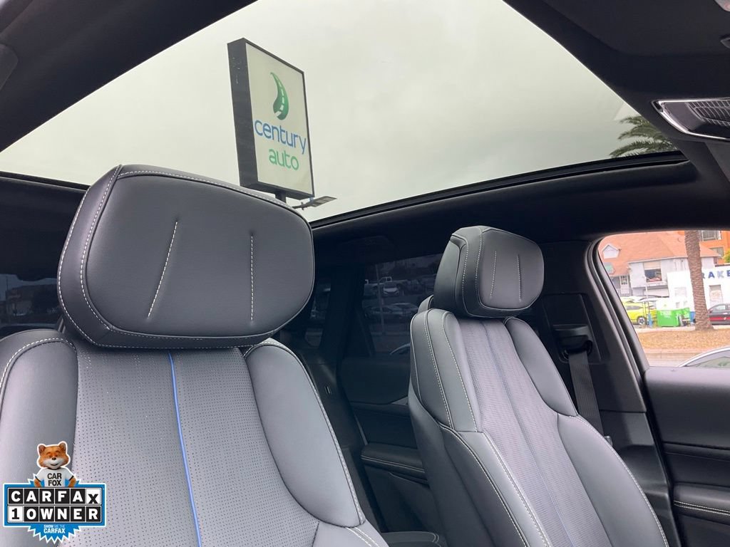 Used 2024 Cadillac Lyriq Sport RWD image 65