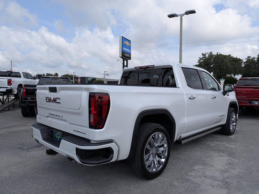 Certified 2025 GMC Sierra 1500 Denali w/ Denali Reserve Package AWD/4WD image 3