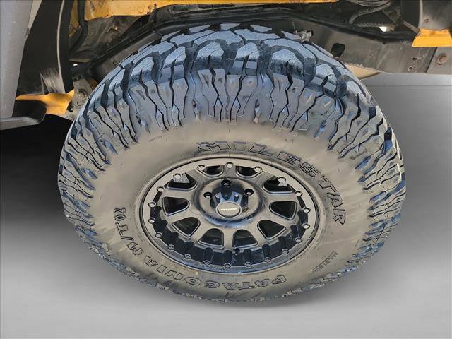 Used 2014 Jeep Wrangler Unlimited Sport w/ Dual Top Group image 12