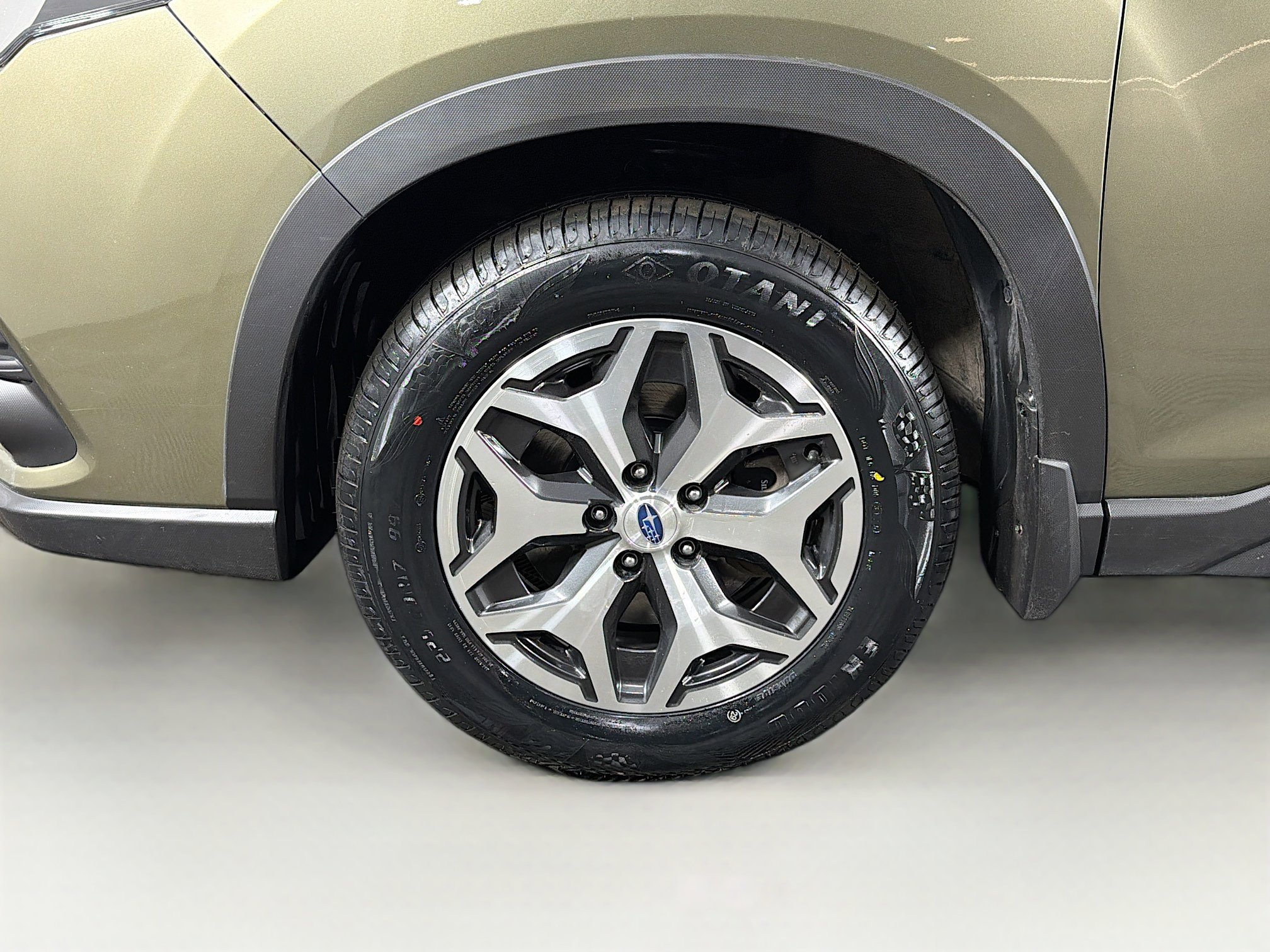 Used 2023 Subaru Forester Premium image 31