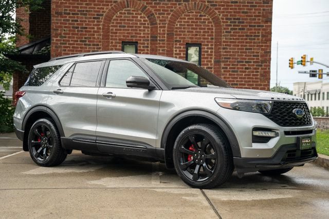 Used 2022 Ford Explorer ST w/ Equipment Group 401A AWD/4WD image 3