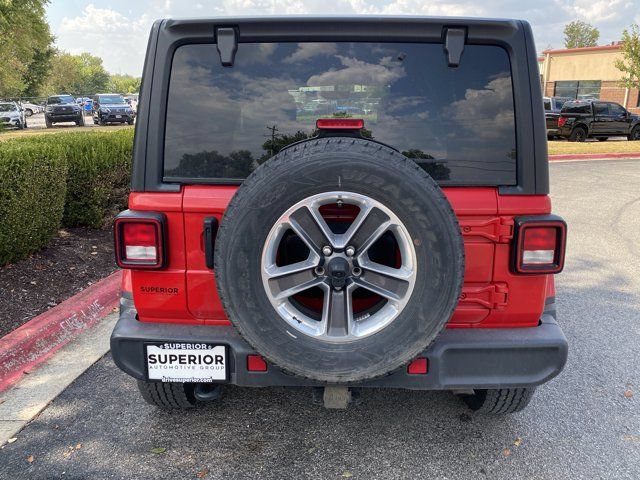 Used 2022 Jeep Wrangler Unlimited Sahara w/ Cold Weather Group AWD/4WD image 5