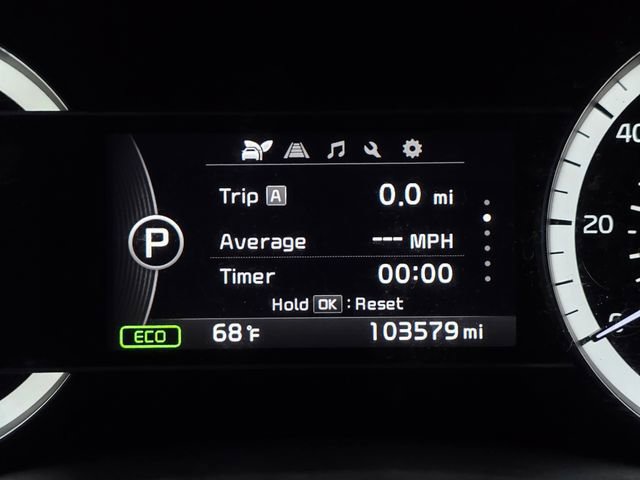 Used 2017 Kia Niro EX FWD image 4