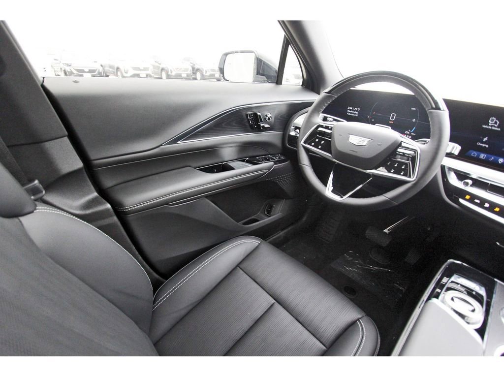 New 2026 Cadillac Lyriq Sport image 8