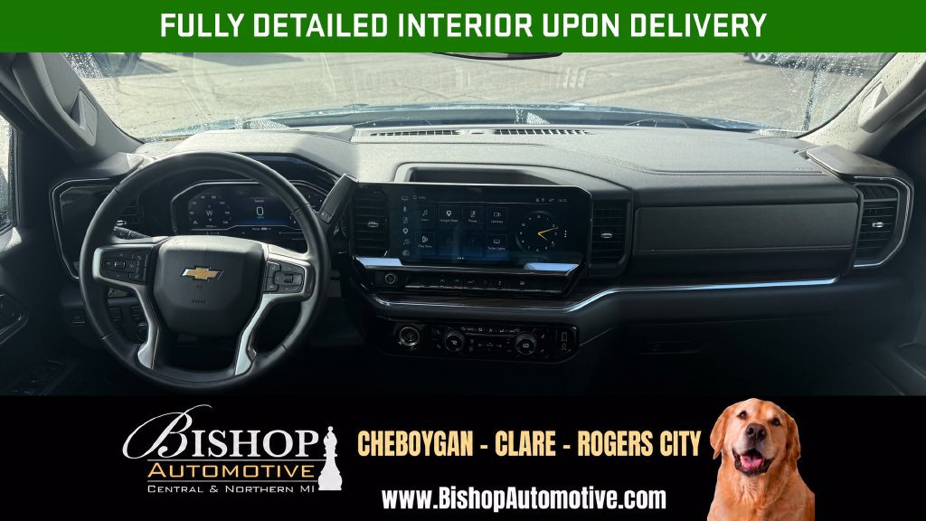 Used 2024 Chevrolet Silverado 1500 LT AWD/4WD image 3