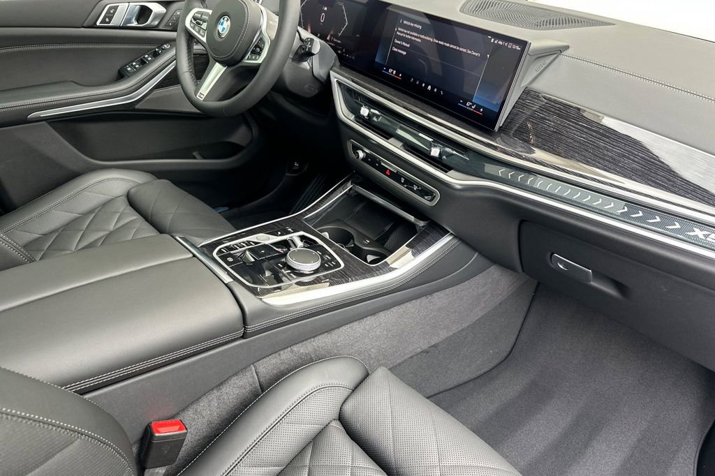 New 2026 BMW X5 sDrive40i w/ M Sport Package RWD image 17