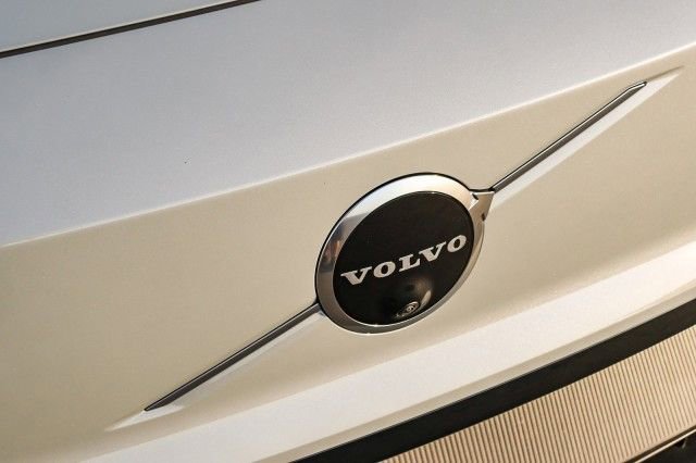New 2025 Volvo EX30 Ultra w/ Protection Package Premier image 11
