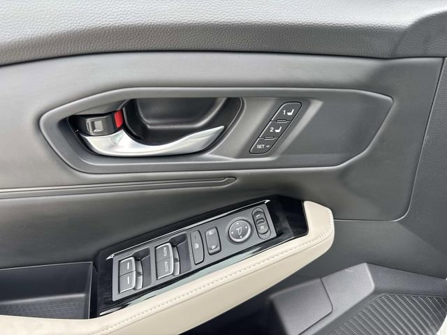 New 2026 Honda Accord Touring image 9