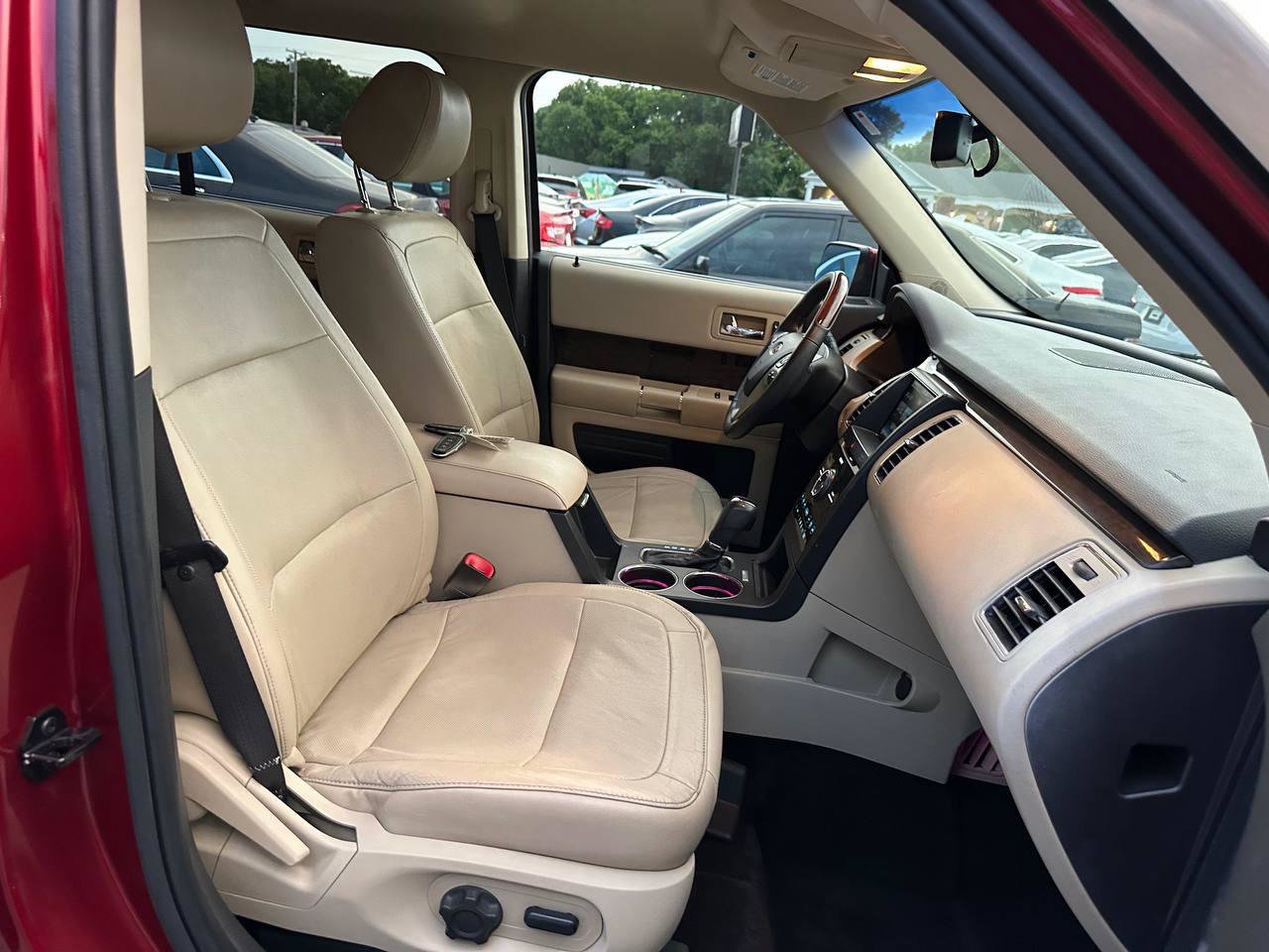 Used 2015 Ford Flex Limited FWD image 30