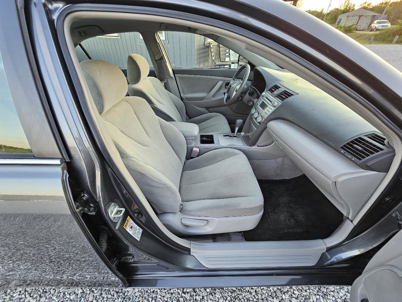 Used 2007 Toyota Camry LE FWD image 32