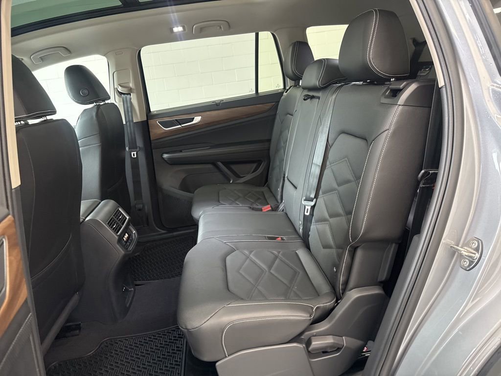 New 2026 Volkswagen Atlas SE image 27