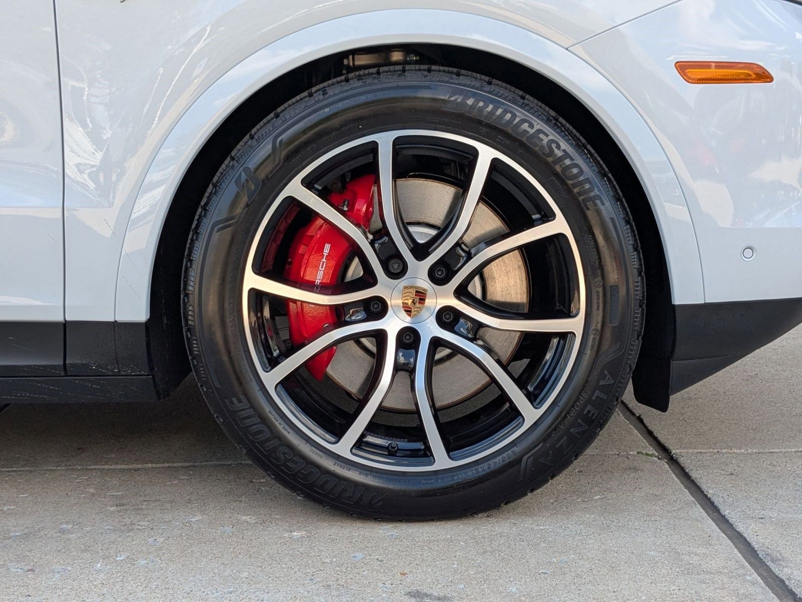 New 2026 Porsche Cayenne S image 29