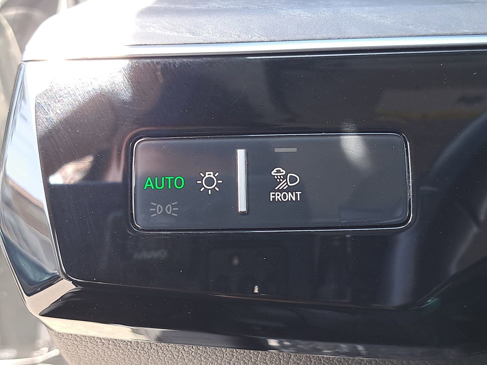 Certified 2024 Audi Q8 e-tron Premium Plus w/ Premium Plus Package image 29