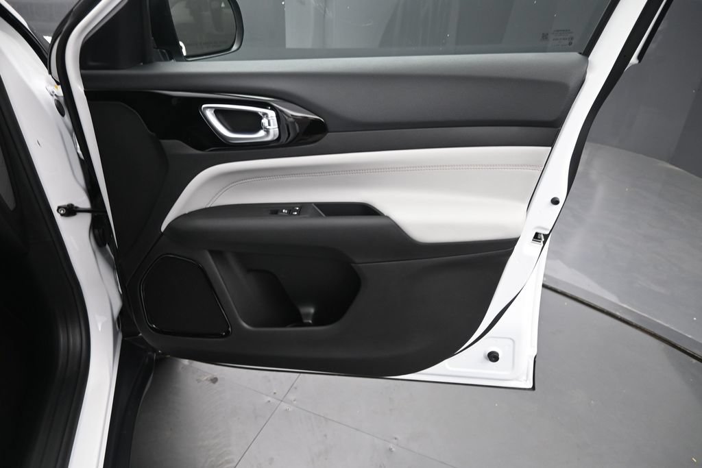 New 2026 Jeep Compass Limited AWD/4WD image 12