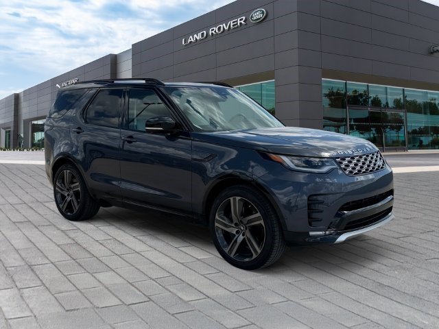 Used 2026 Land Rover Discovery Limited Edition AWD/4WD image 7