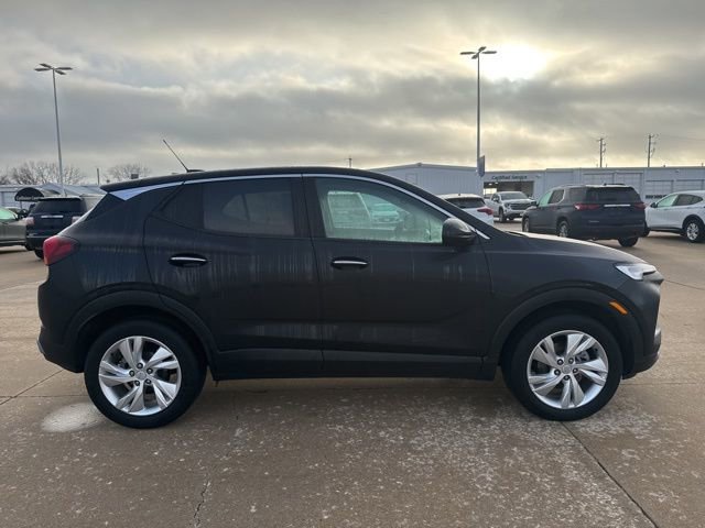 Used 2025 Buick Encore GX Preferred image 2