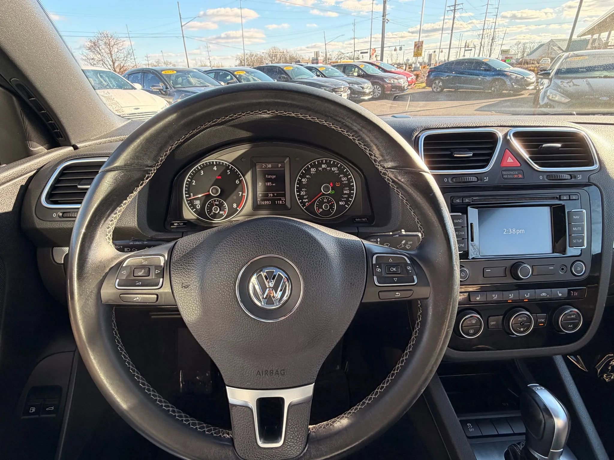 Used 2015 Volkswagen Eos Final Edition image 34