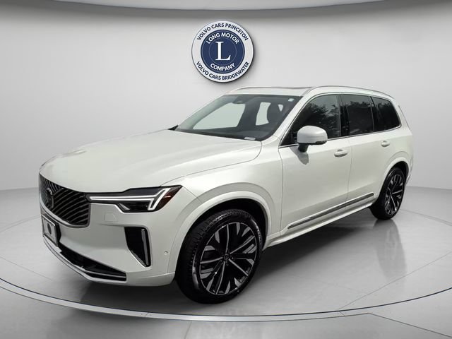 Certified 2025 Volvo XC90 B5 Plus AWD/4WD image 1