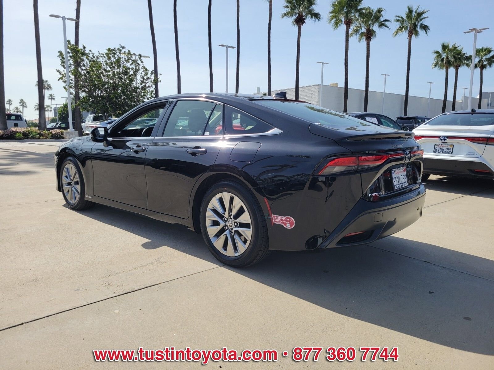 Certified 2023 Toyota Mirai XLE w/ Advanced Technology Package image 6