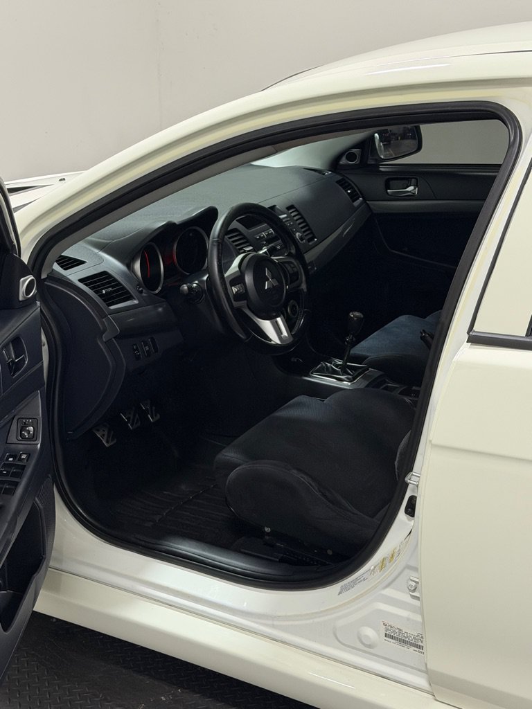 Used 2008 Mitsubishi Lancer Evolution GSR AWD/4WD image 8