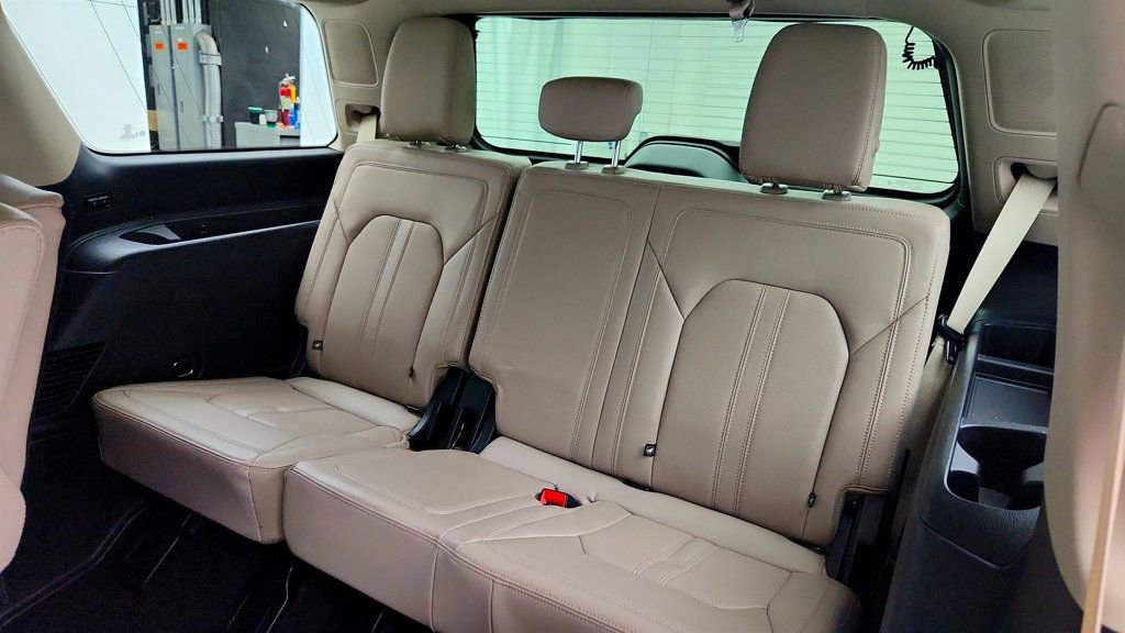 Used 2023 Ford Expedition Limited image 23