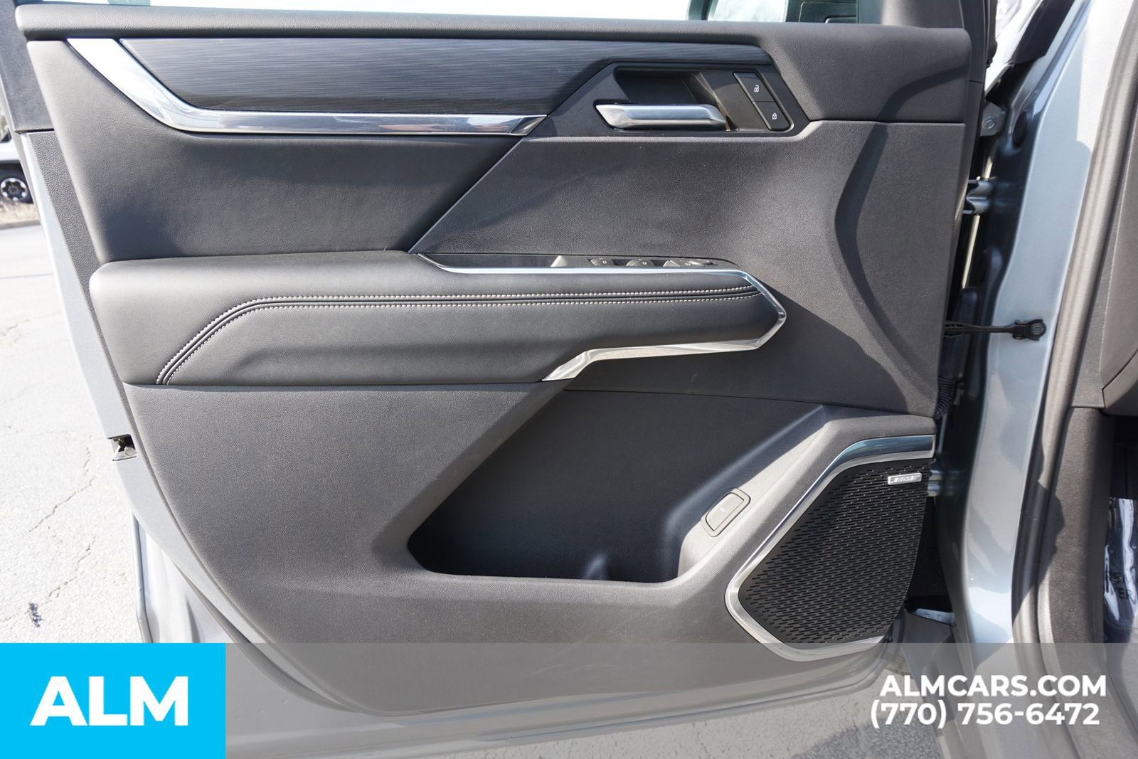 Used 2024 GMC Acadia Elevation w/ Luxury Package image 43