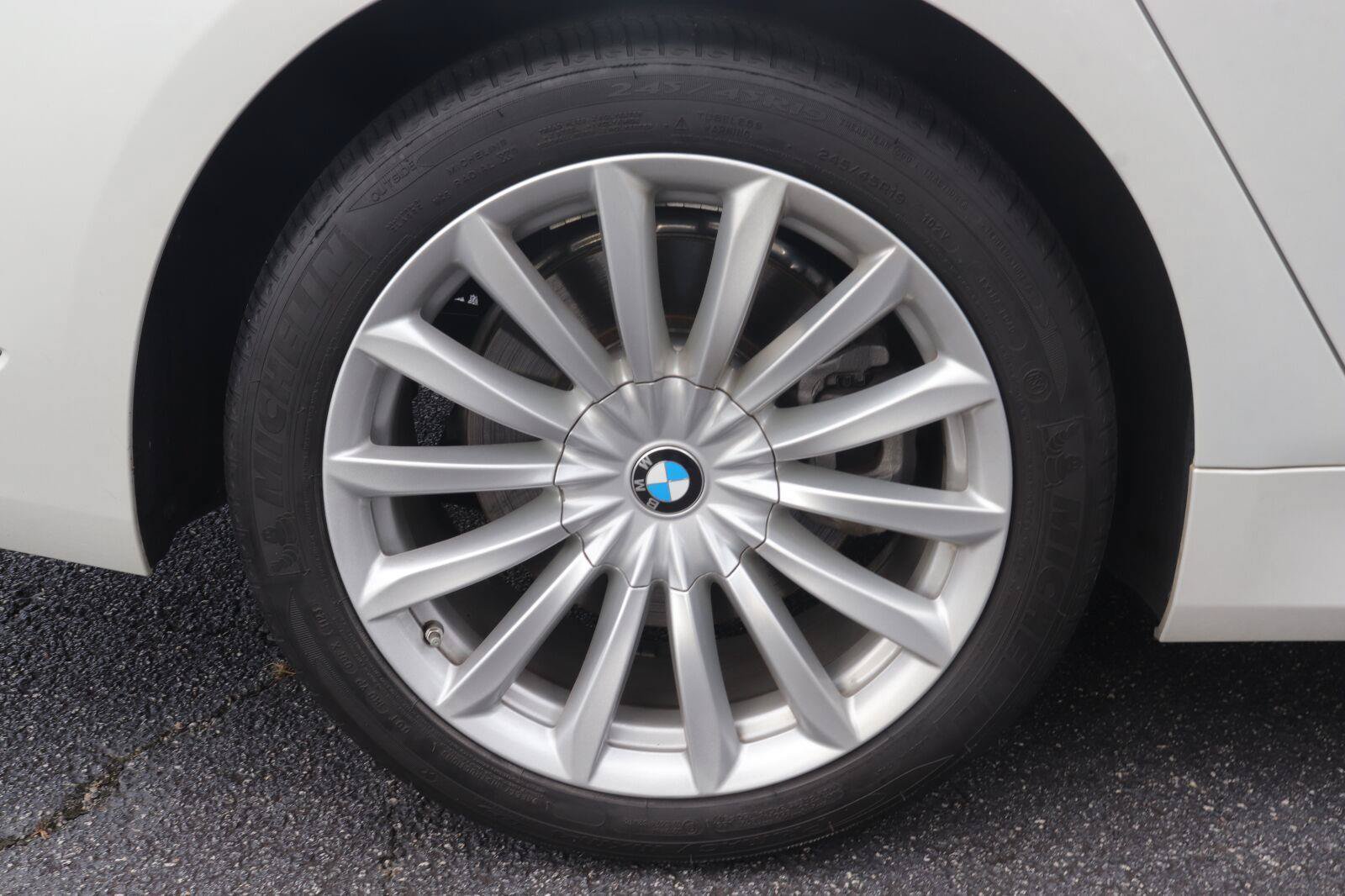 Used 2020 BMW 740i RWD image 43