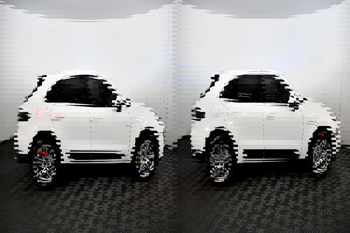 Used 2016 Porsche Macan S image 6