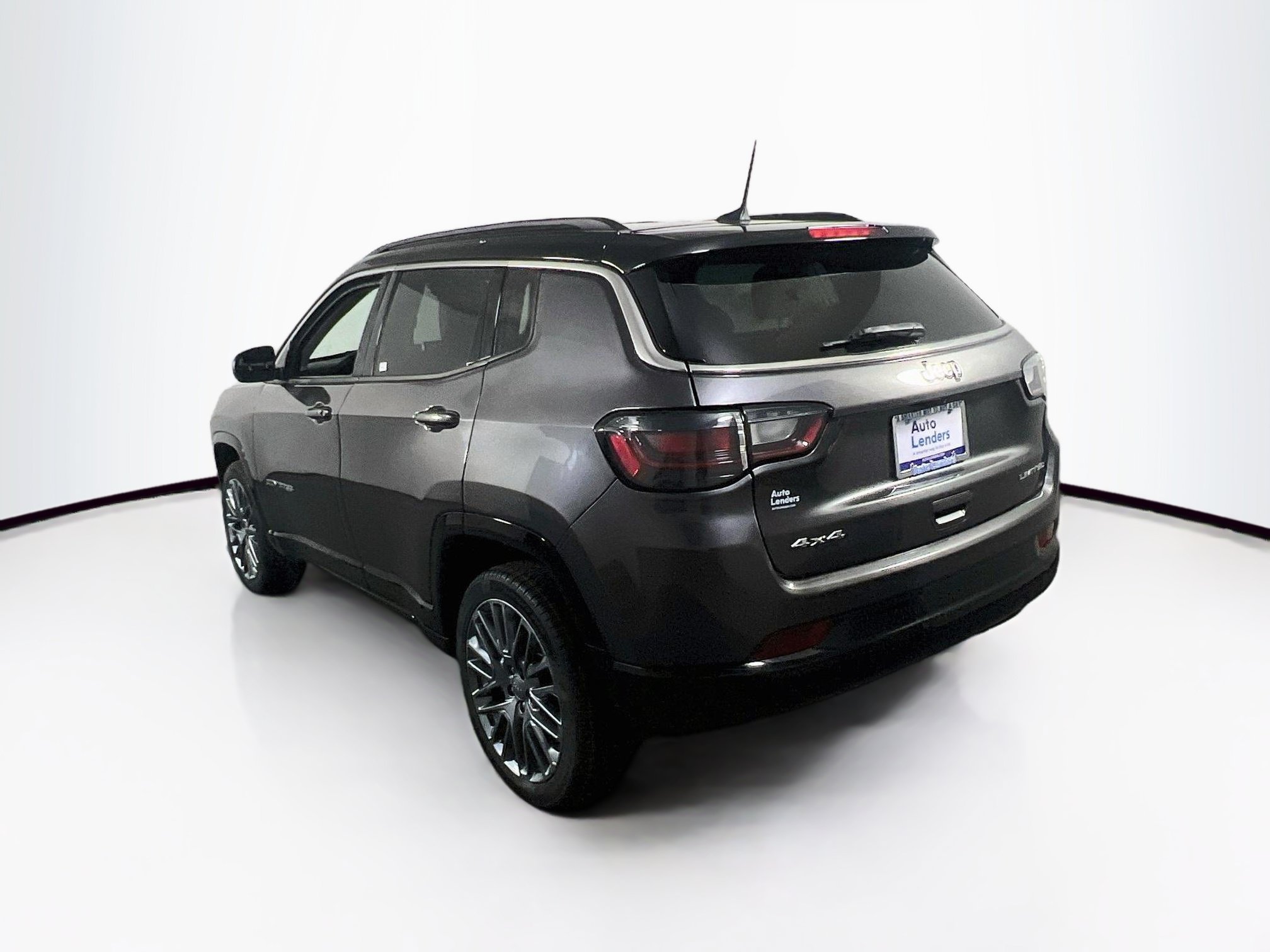 Used 2022 Jeep Compass Limited w/ Elite Group AWD/4WD image 7