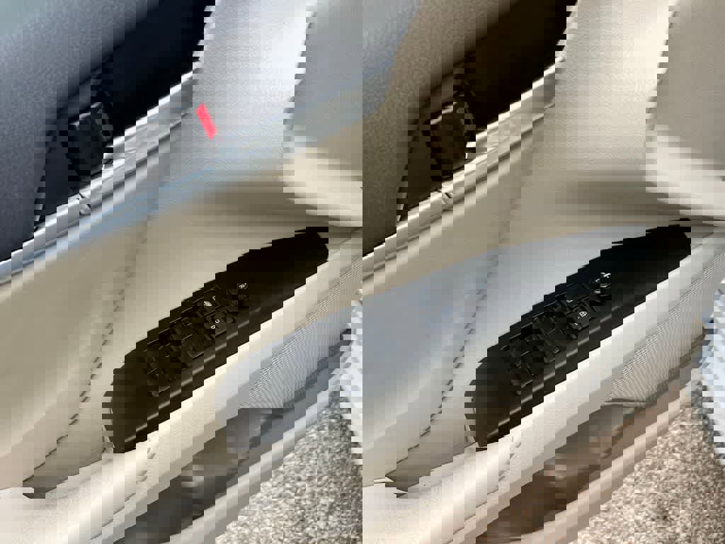 Used 2023 Toyota Camry LE image 13